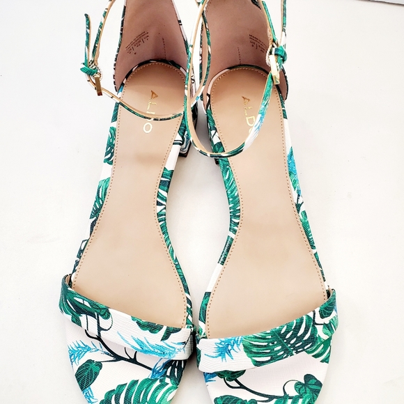 Aldo Angela Green and White Tropical Print Sandals Size 9 - Picture 8 of 11